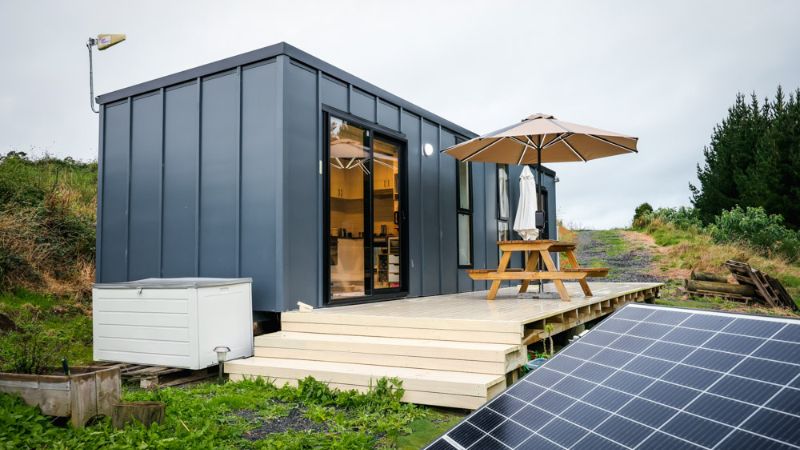Auckland's Tiny House Tug-of-War: Bethan's Tiny House
